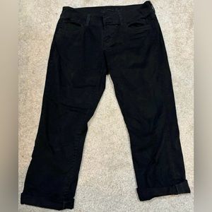 American eagle capris